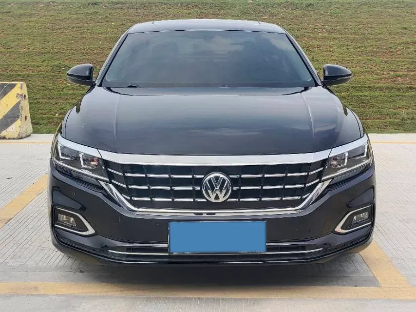 2019 Skoda Kodiak 2.0T 186HP L4 7DCT,autocango,china used car exporter,china ev exporter,chinese used car exporter,chinese used ev exporter