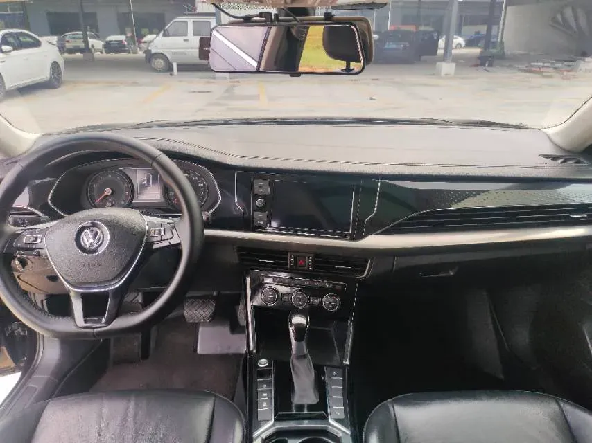 2019 Skoda Kodiak 2.0T 186HP L4 7DCT,autocango,china used car exporter,china ev exporter,chinese used car exporter,chinese used ev exporter