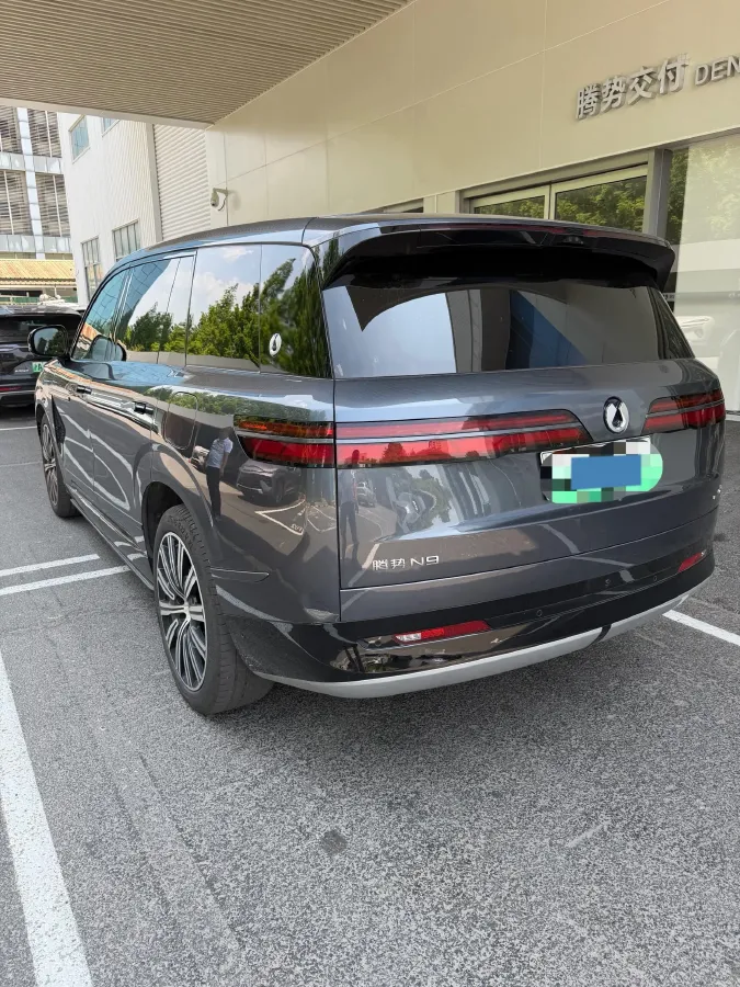 2026 Denza DenzaN9 2.0T 207HP L4 E-CVT PHEV,autocango,china used car exporter,china ev exporter,chinese used car exporter,chinese used ev exporter