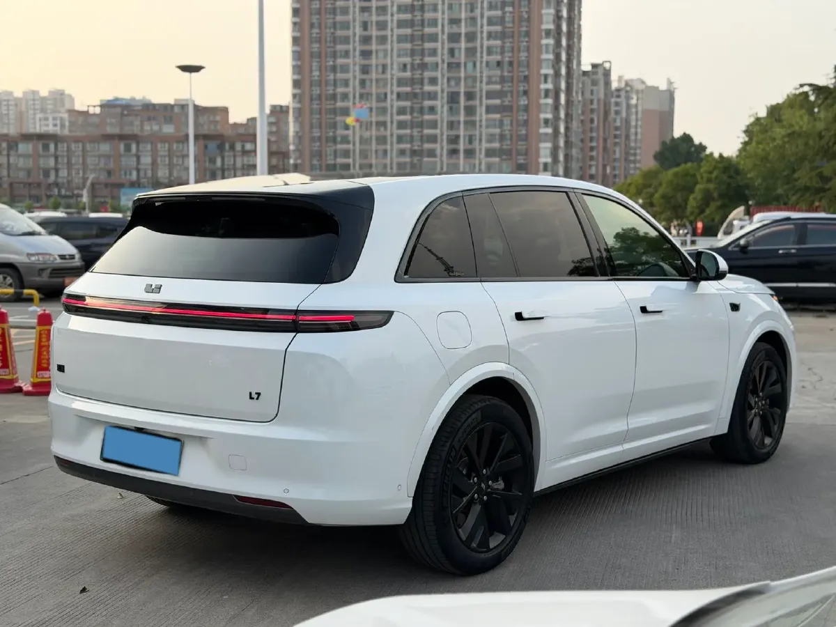 2023 Li L7 Range Extended 154HP REEV 40.9KWH,autocango,china used car exporter,china ev exporter,chinese used car exporter,chinese used ev exporter