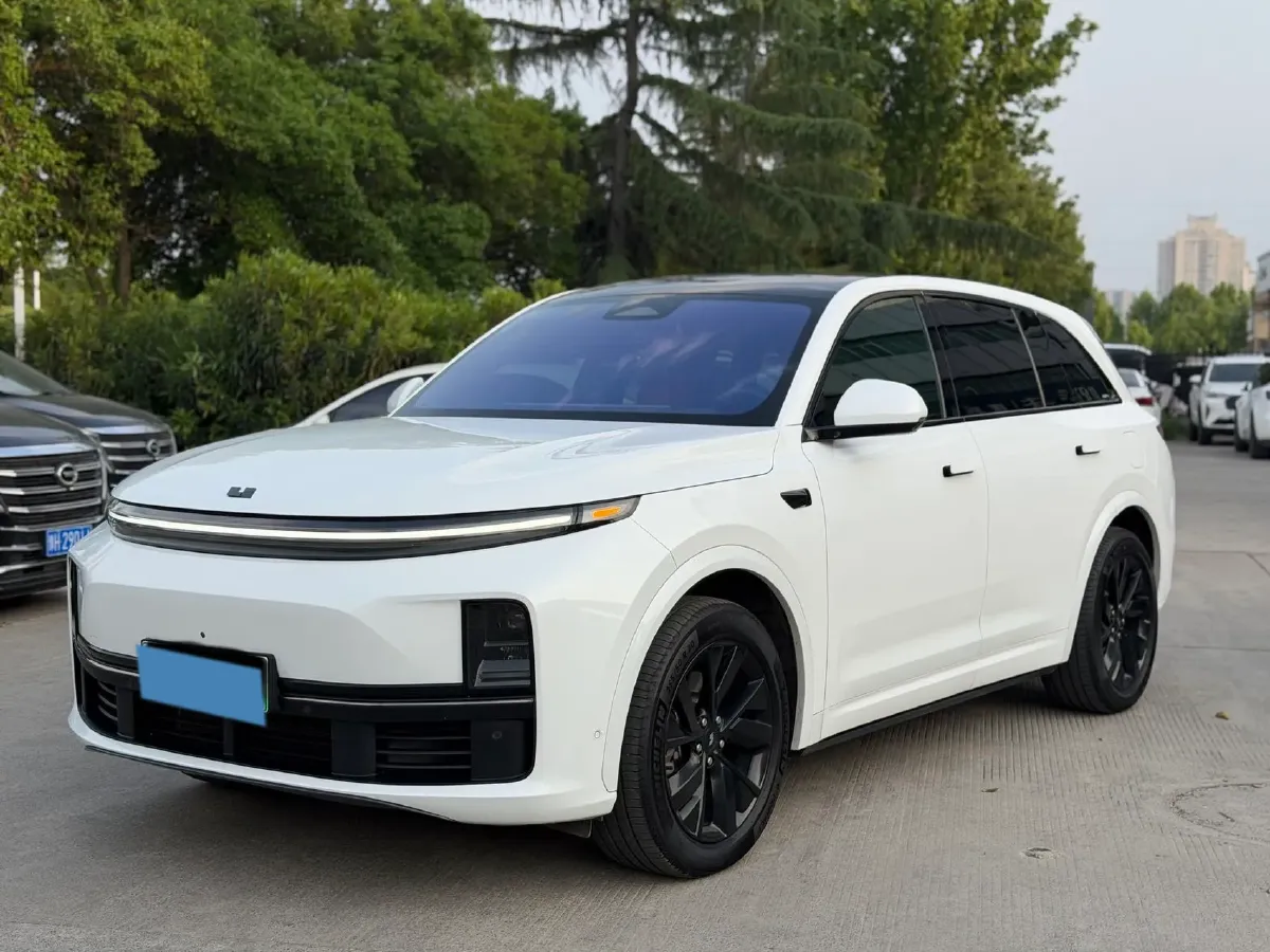 2023 Li L7 Range Extended 154HP REEV 40.9KWH,autocango,china used car exporter,china ev exporter,chinese used car exporter,chinese used ev exporter