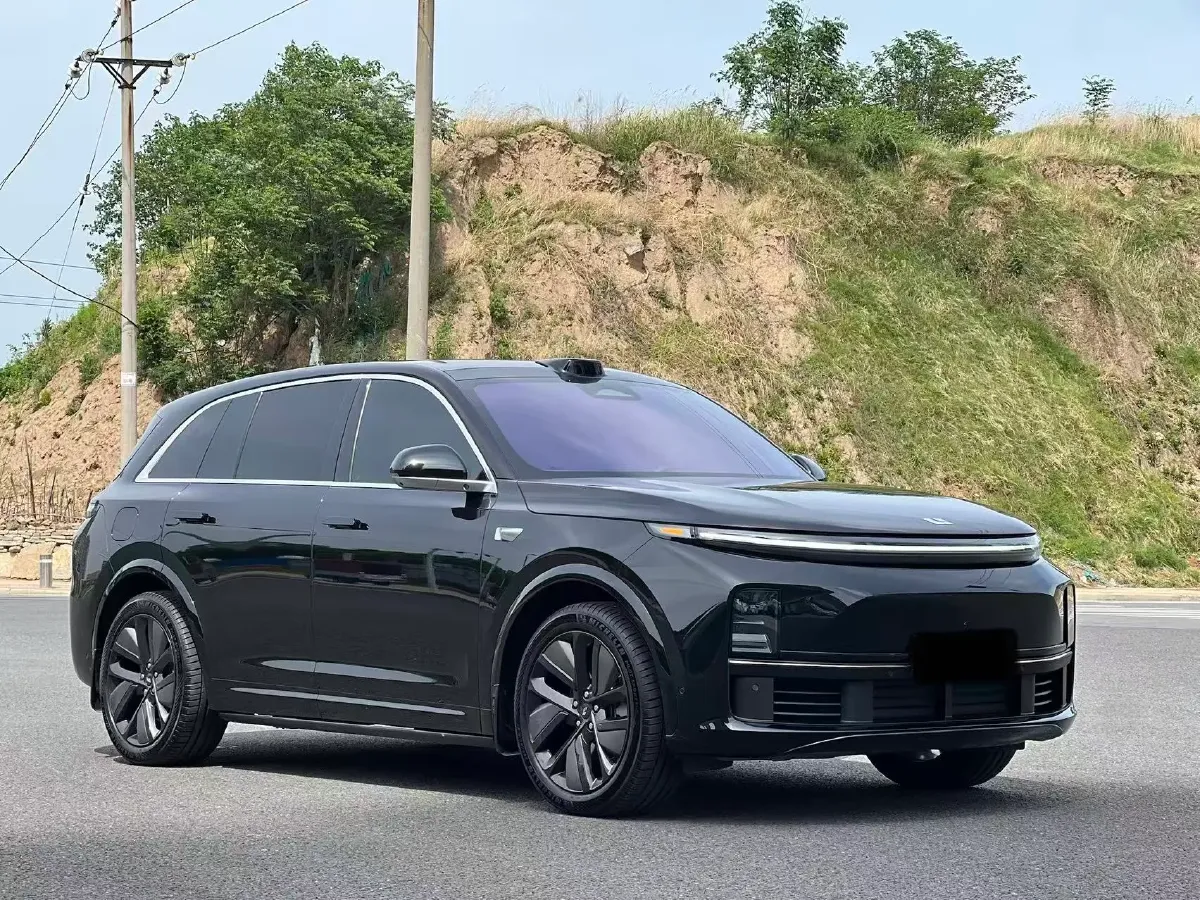 2024 Li L8 Range Extended 154HP REEV 52.3KWH,autocango,china used car exporter,china ev exporter,chinese used car exporter,chinese used ev exporter