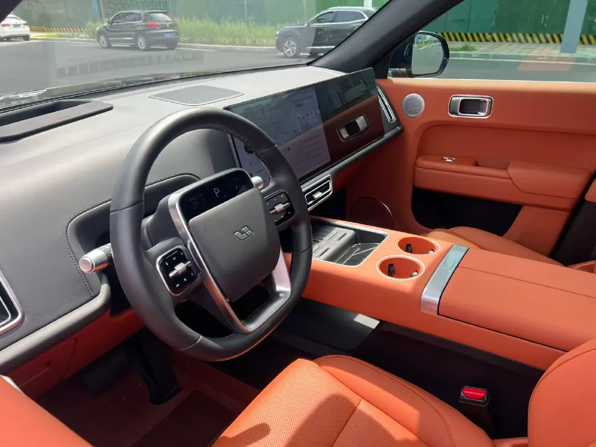 2024 Li L8 Range Extended 154HP REEV 52.3KWH,autocango,china used car exporter,china ev exporter,chinese used car exporter,chinese used ev exporter