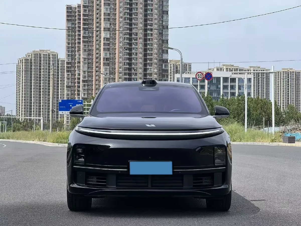 2024 Li L8 Range Extended 154HP REEV 52.3KWH,autocango,china used car exporter,china ev exporter,chinese used car exporter,chinese used ev exporter