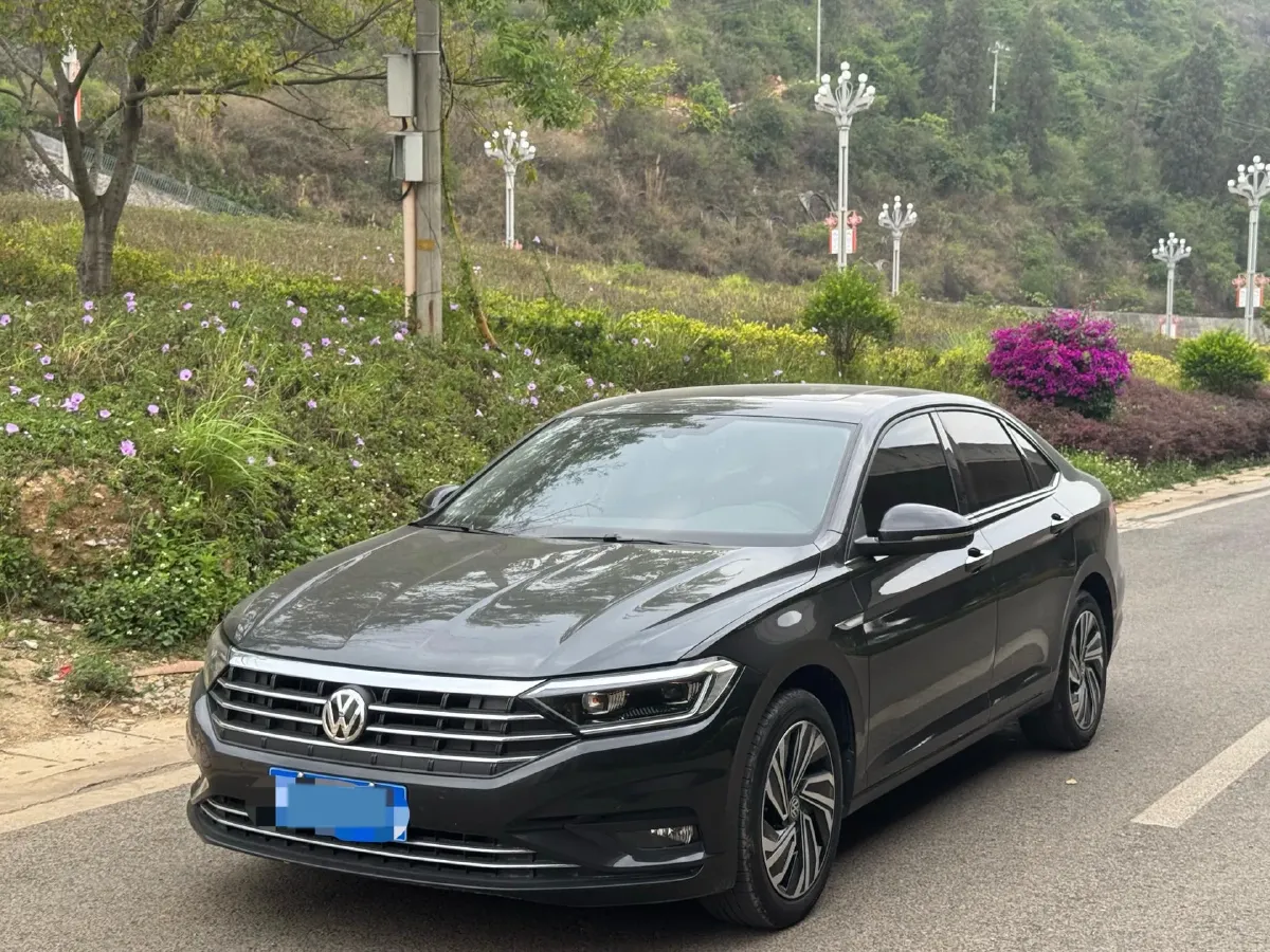 2019 Luxgen Grand 7 MPV 2.0T 188HP L4 6AT,autocango,china used car exporter,china ev exporter,chinese used car exporter,chinese used ev exporter