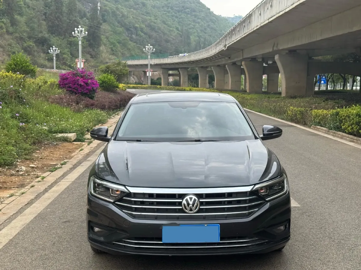 2019 Luxgen Grand 7 MPV 2.0T 188HP L4 6AT,autocango,china used car exporter,china ev exporter,chinese used car exporter,chinese used ev exporter