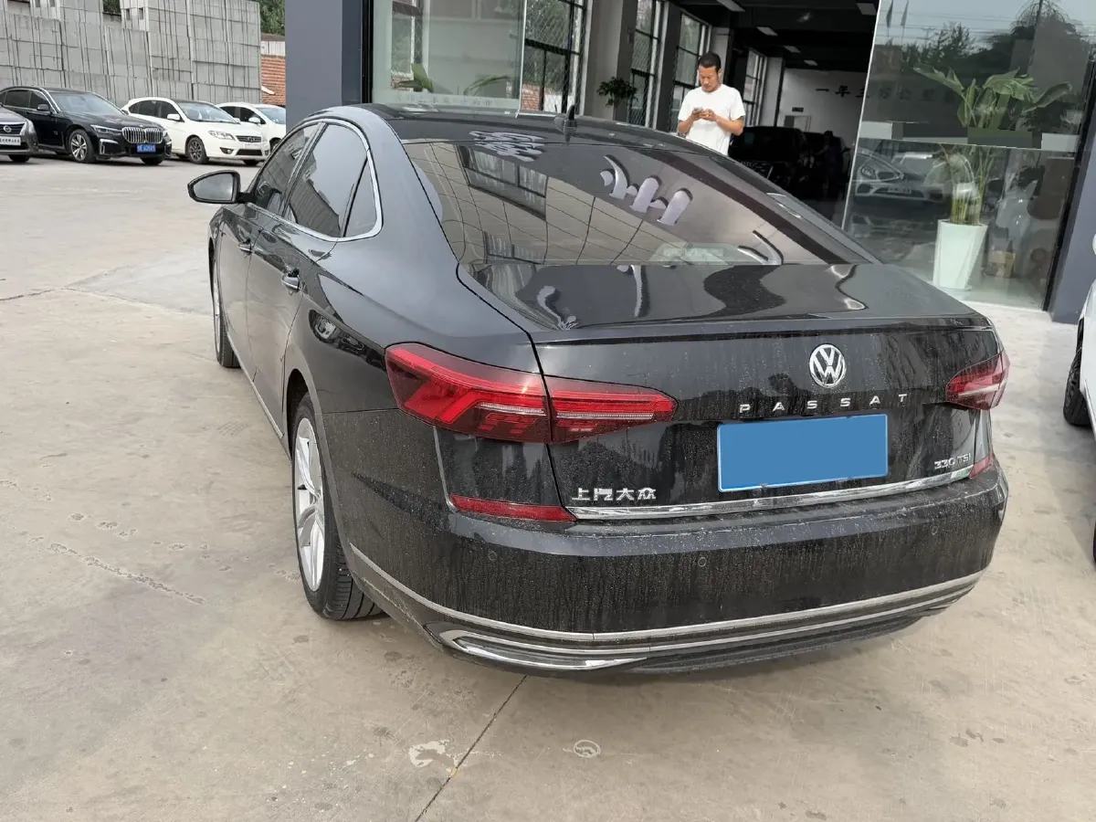 2020 Volkswagen Passat 2.0T 186HP L4 7DCT,autocango,china used car exporter,china ev exporter,chinese used car exporter,chinese used ev exporter