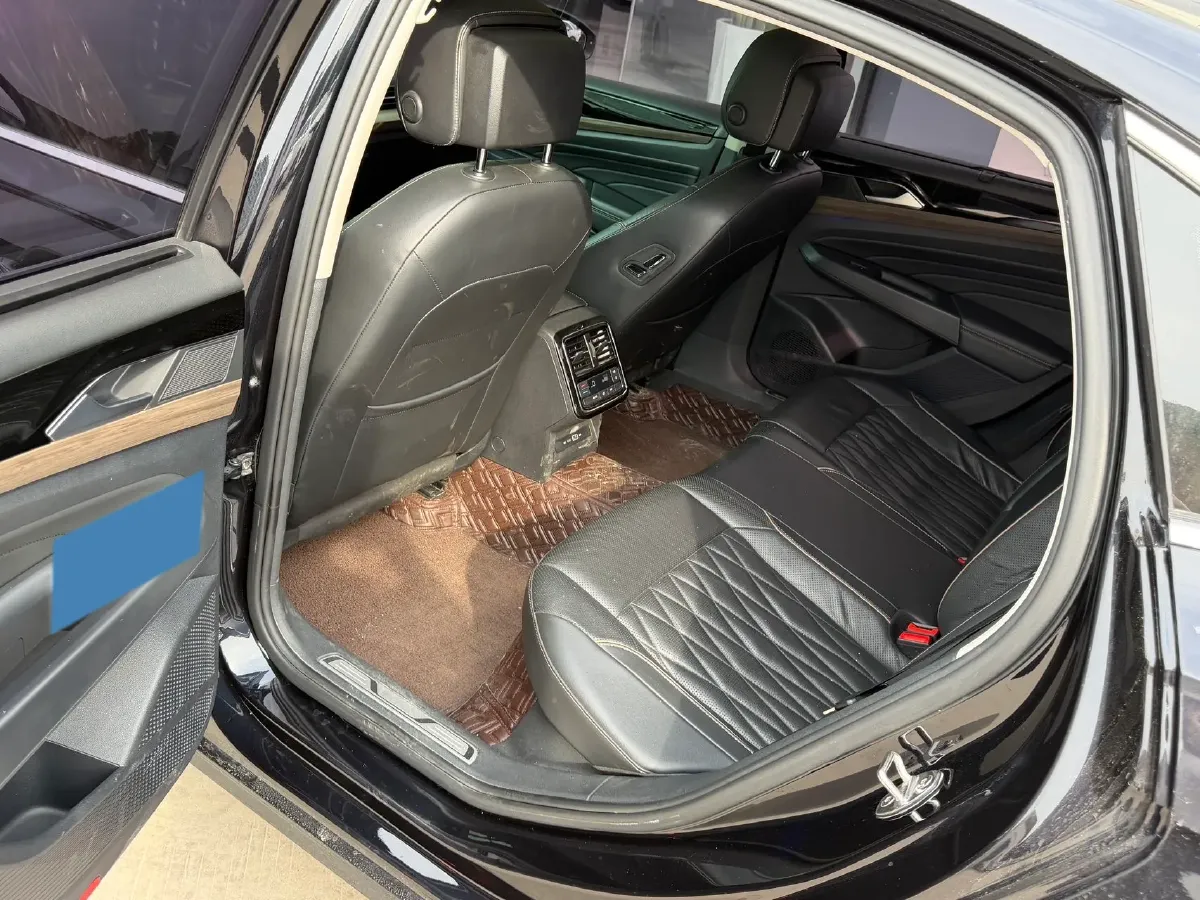 2020 Volkswagen Passat 2.0T 186HP L4 7DCT,autocango,china used car exporter,china ev exporter,chinese used car exporter,chinese used ev exporter