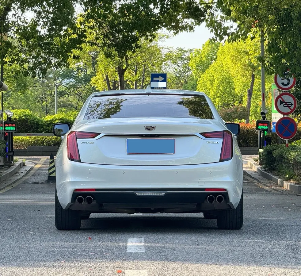2020 Cadillac CT6 2.0T 241HP L4 10AT,autocango,china used car exporter,china ev exporter,chinese used car exporter,chinese used ev exporter
