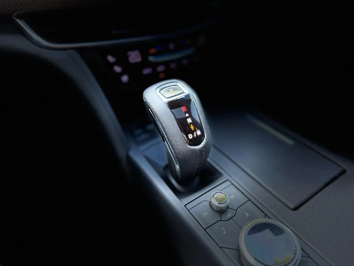2020 Cadillac CT6 2.0T 241HP L4 10AT,autocango,china used car exporter,china ev exporter,chinese used car exporter,chinese used ev exporter