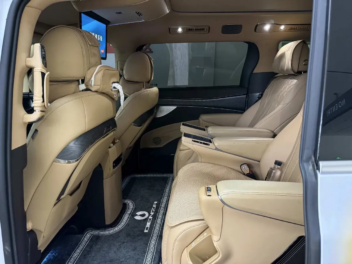 2025 Denza D9 1.5T 156HP L4 E-CVT PHEV 40KWH,autocango,china used car exporter,china ev exporter,chinese used car exporter,chinese used ev exporter