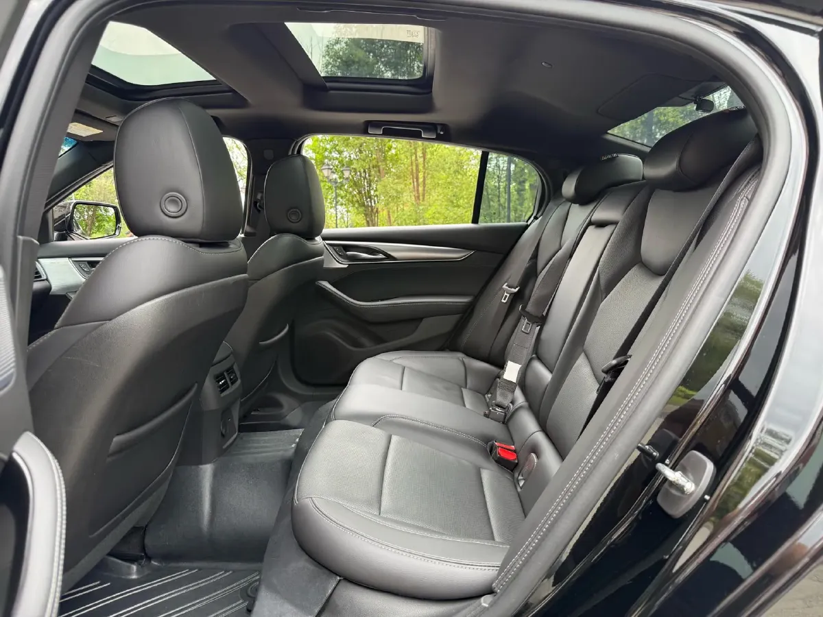 2022 Cadillac CT5 2.0T 237HP L4 10AT,autocango,china used car exporter,china ev exporter,chinese used car exporter,chinese used ev exporter