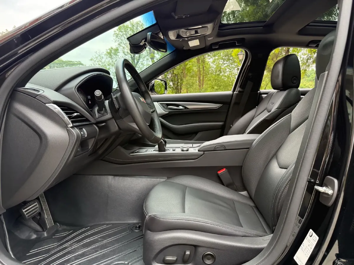 2022 Cadillac CT5 2.0T 237HP L4 10AT,autocango,china used car exporter,china ev exporter,chinese used car exporter,chinese used ev exporter