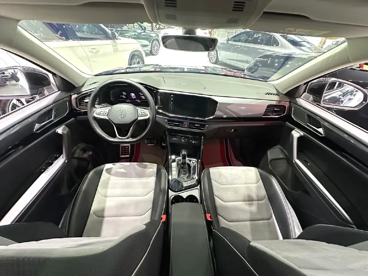 2020 Volkswagen Tayron X 2.0T 186HP L4 7DCT,autocango,china used car exporter,china ev exporter,chinese used car exporter,chinese used ev exporter