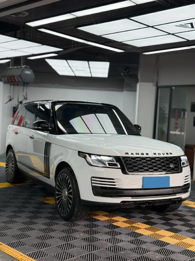 2019 BMW 7 Series 3.0T 340HP L6 8AT,autocango,china used car exporter,china ev exporter,chinese used car exporter,chinese used ev exporter