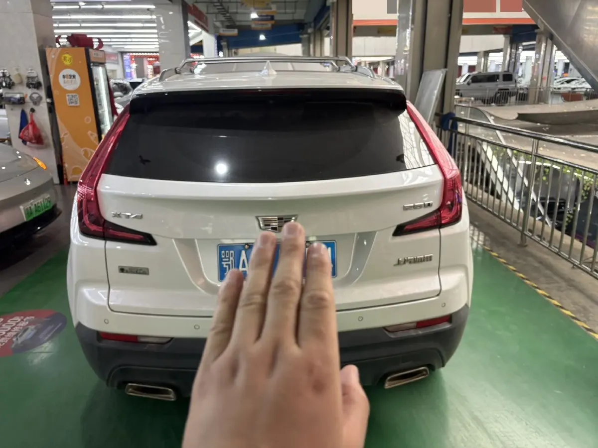 2020 Cadillac XT4 2.0T 241HP L4 9AT,autocango,china used car exporter,china ev exporter,chinese used car exporter,chinese used ev exporter