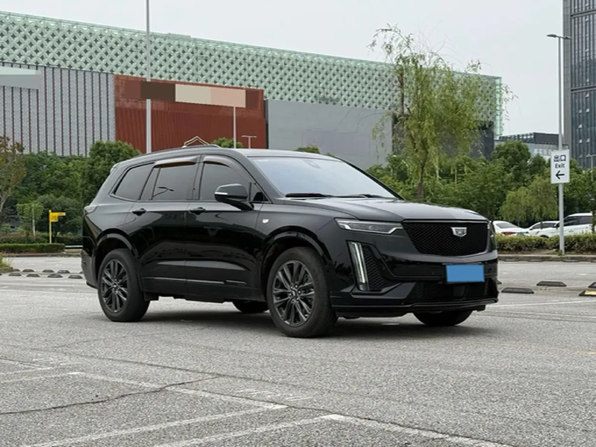 2025 Cadillac XT6 2.0T 237HP L4 9AT,autocango,china used car exporter,china ev exporter,chinese used car exporter,chinese used ev exporter