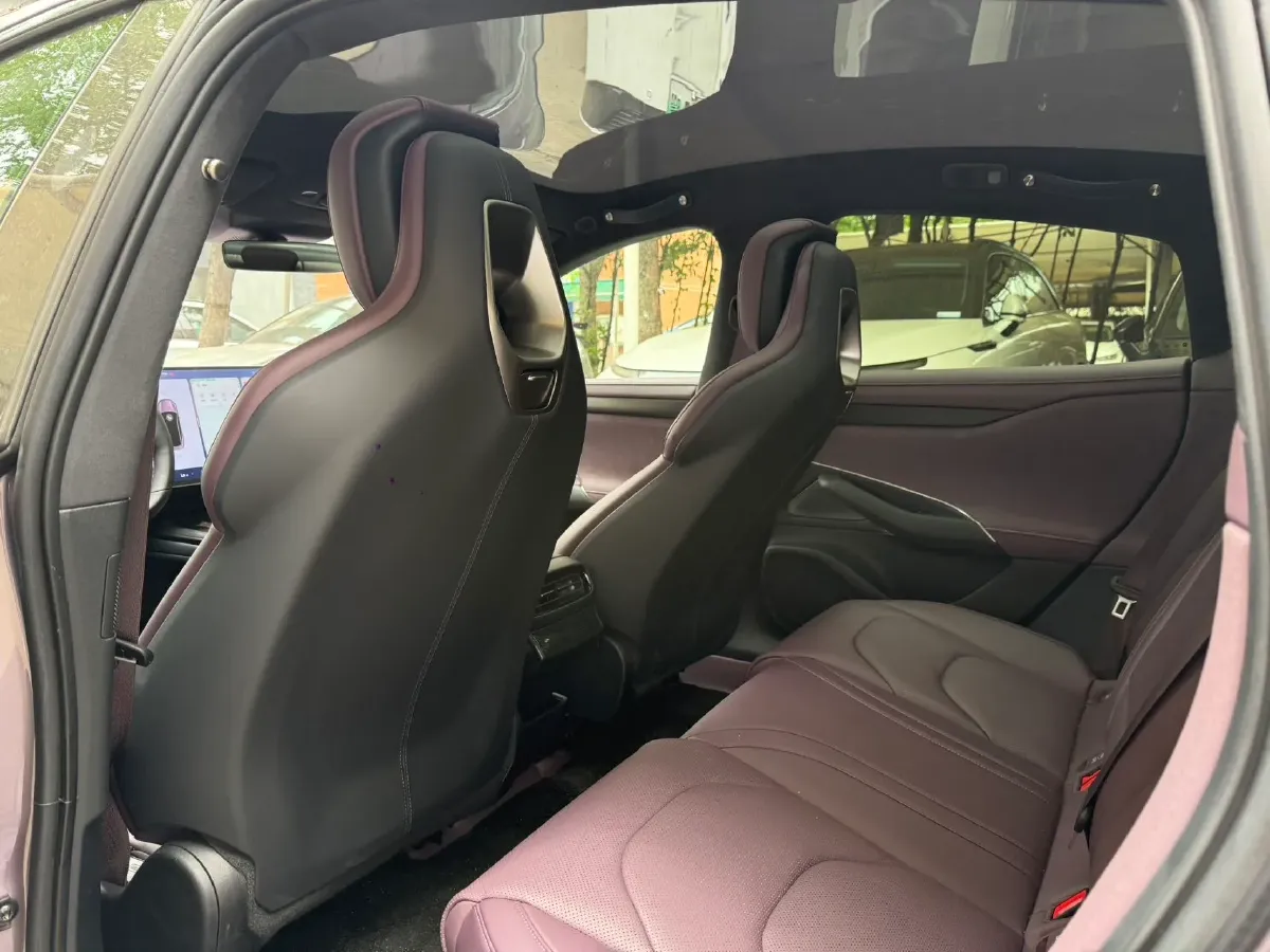 2024 MI SU7 BEV 101KWH,autocango,china used car exporter,china ev exporter,chinese used car exporter,chinese used ev exporter