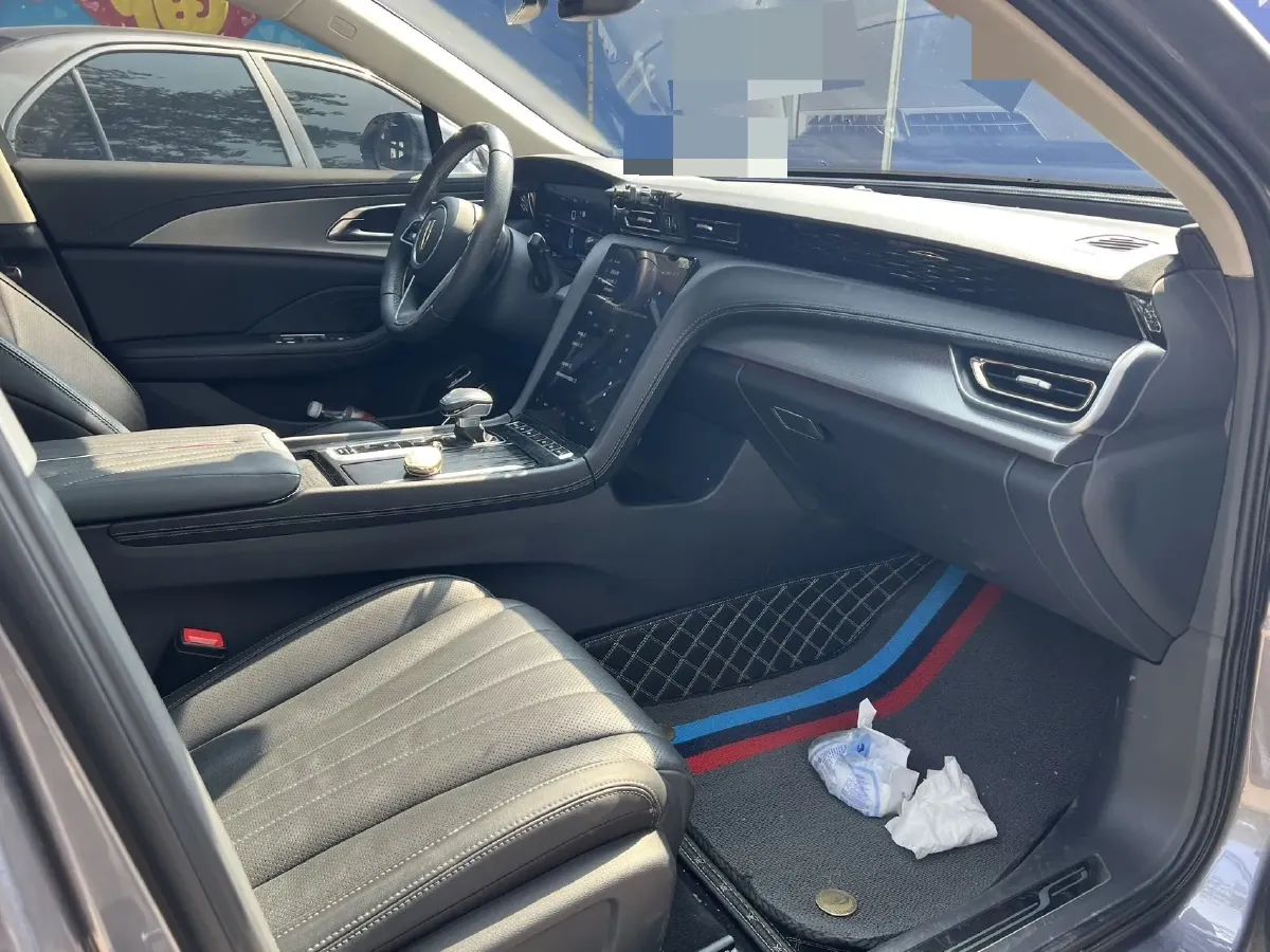 2024 HongQi H5 2.0T 224HP L4 8AT,autocango,china used car exporter,china ev exporter,chinese used car exporter,chinese used ev exporter