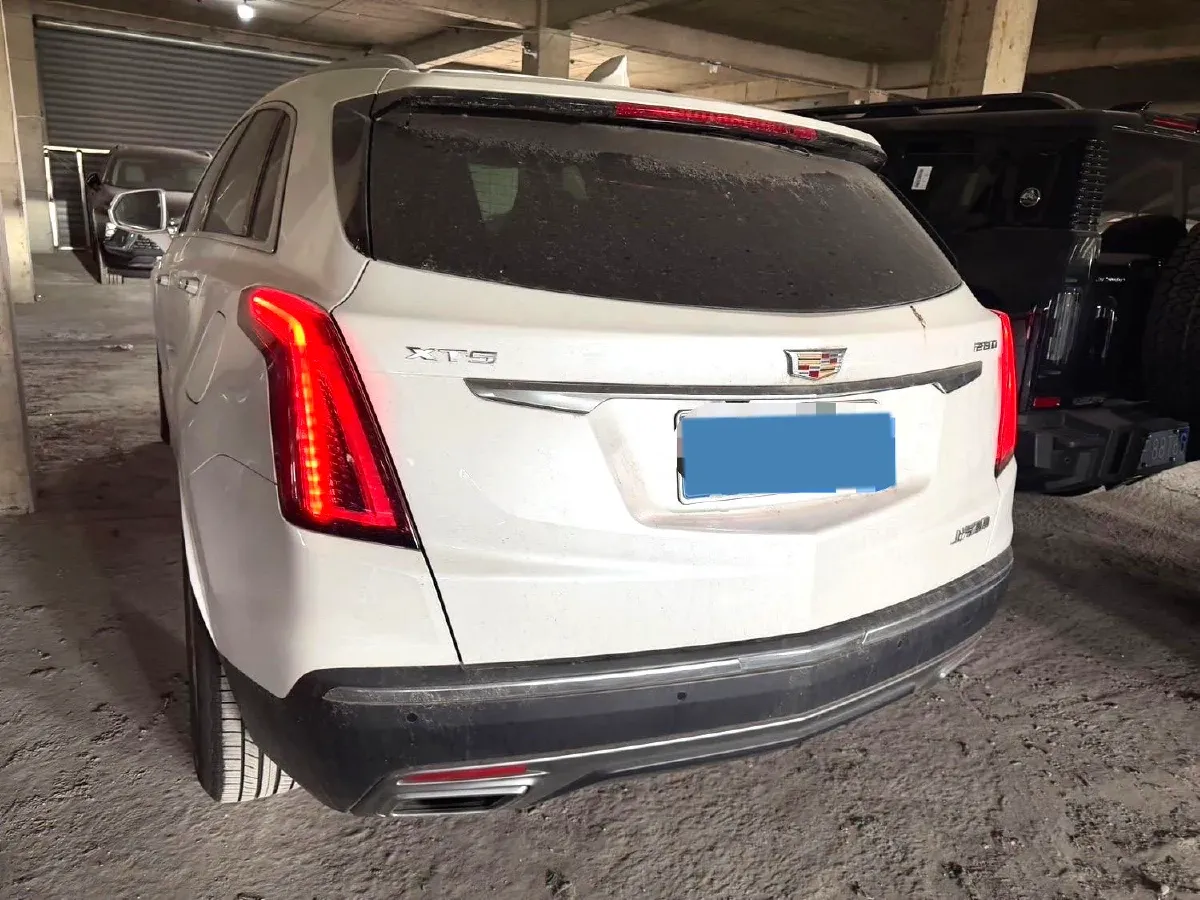 2023 Cadillac XT5 2.0T 237HP L4 9AT,autocango,china used car exporter,china ev exporter,chinese used car exporter,chinese used ev exporter