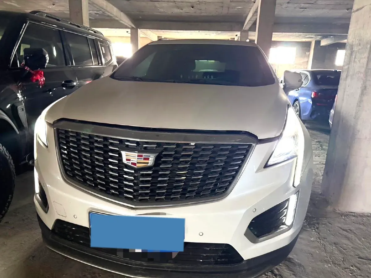 2023 Cadillac XT5 2.0T 237HP L4 9AT,autocango,china used car exporter,china ev exporter,chinese used car exporter,chinese used ev exporter