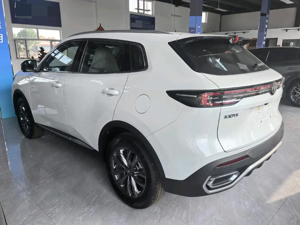 2026 ChangAn CS55 Plus 1.5T 192HP L4 7DCT,autocango,china used car exporter,china ev exporter,chinese used car exporter,chinese used ev exporter