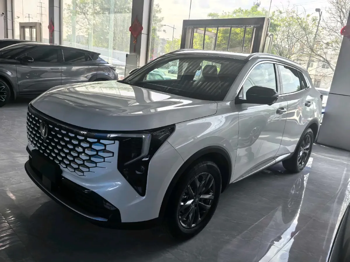 2026 ChangAn CS55 Plus 1.5T 192HP L4 7DCT,autocango,china used car exporter,china ev exporter,chinese used car exporter,chinese used ev exporter