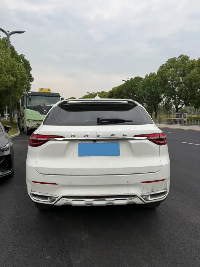 2020 Haval F7 1.5T 169HP L4 7DCT,autocango,china used car exporter,china ev exporter,chinese used car exporter,chinese used ev exporter