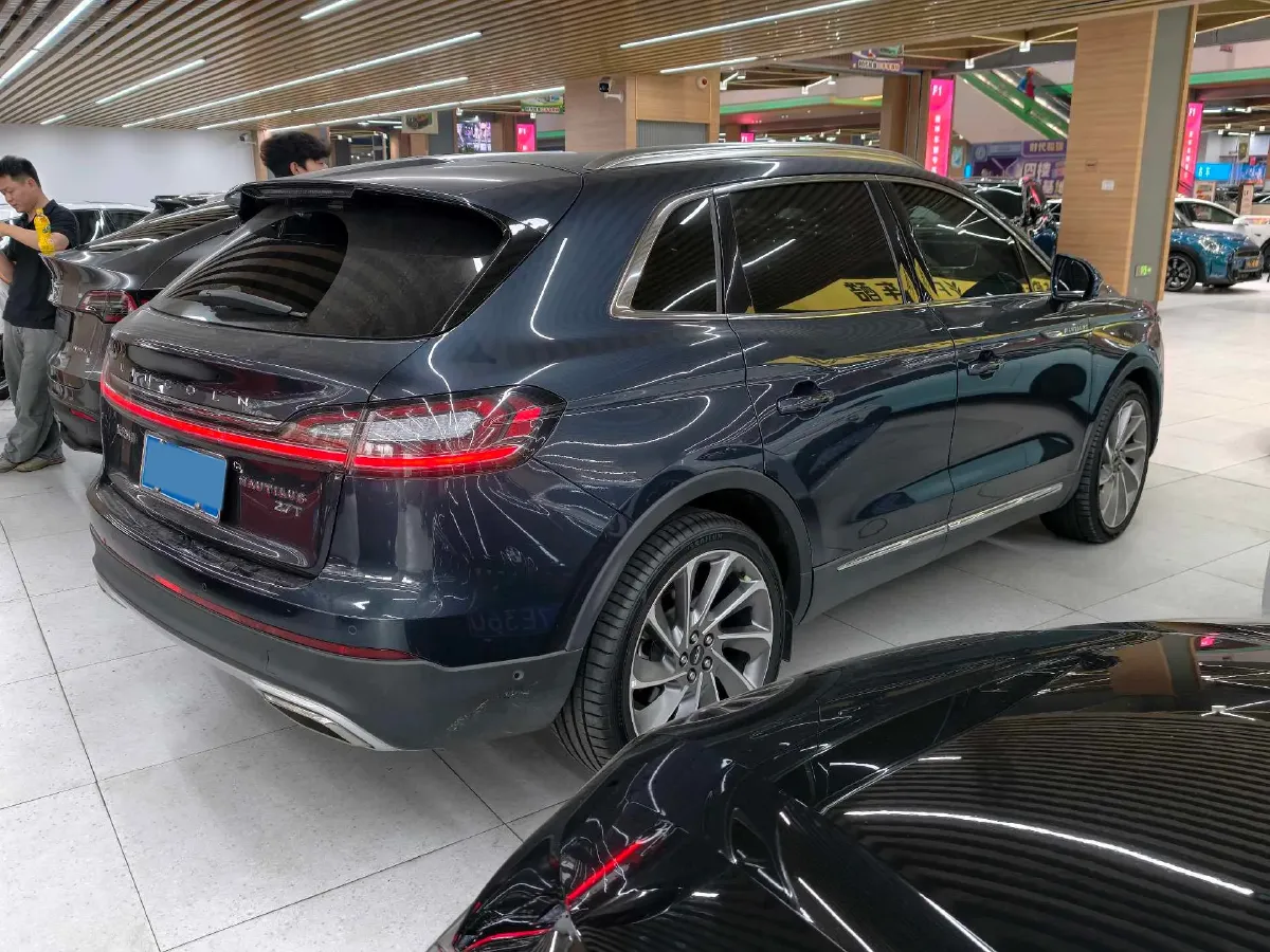 2021 Lincoln Nautilus 2.7T 322HP V6 8AT,autocango,china used car exporter,china ev exporter,chinese used car exporter,chinese used ev exporter