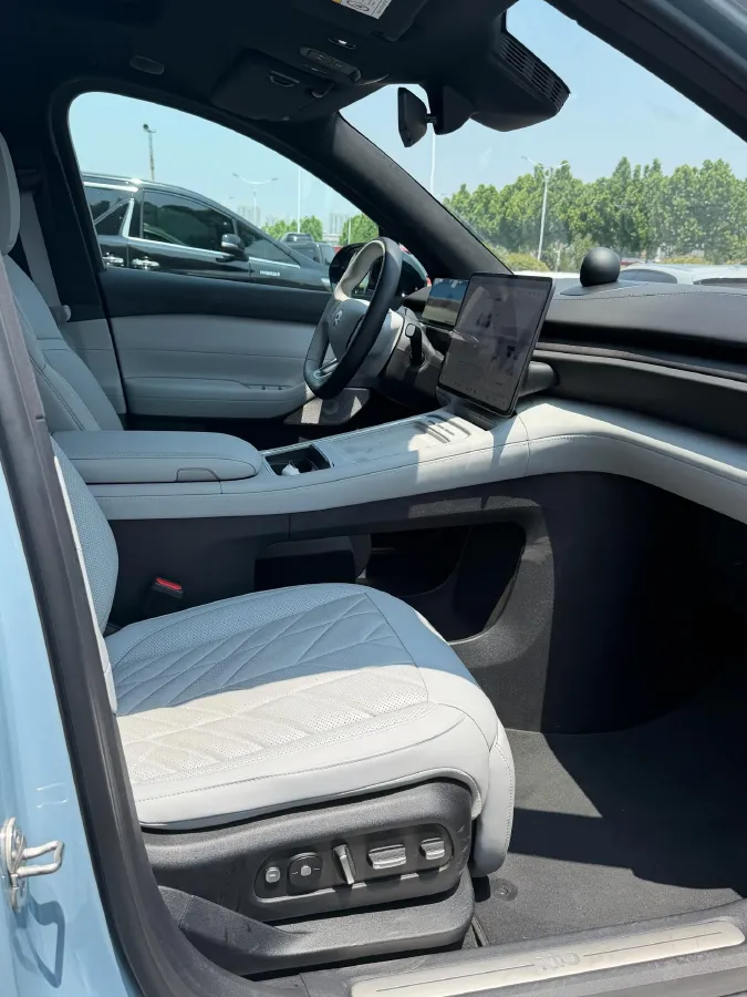 2025 NIO ES6 BEV,autocango,china used car exporter,china ev exporter,chinese used car exporter,chinese used ev exporter