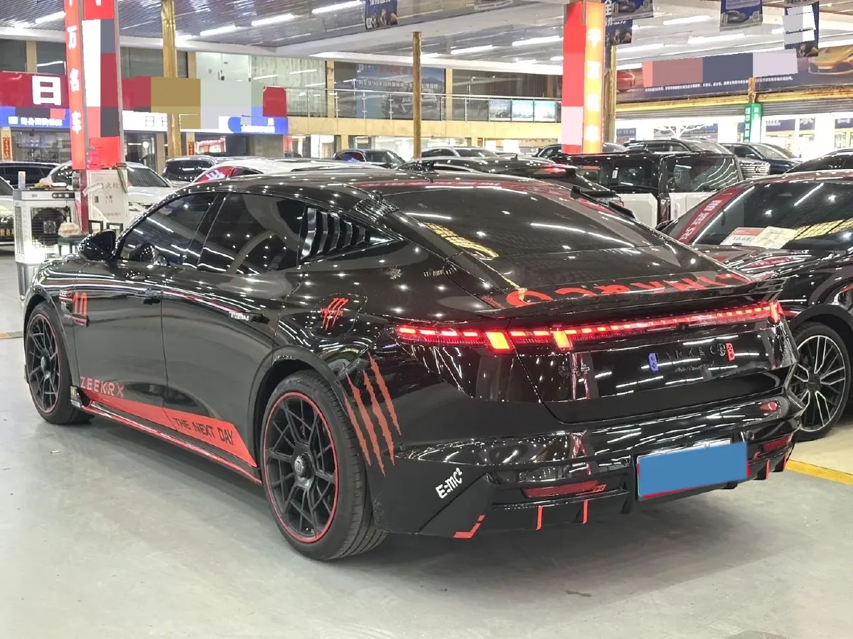 2025 LYNK&CO 10 EM-P 1.5T 163HP L4 3DHT PHEV,autocango,china used car exporter,china ev exporter,chinese used car exporter,chinese used ev exporter
