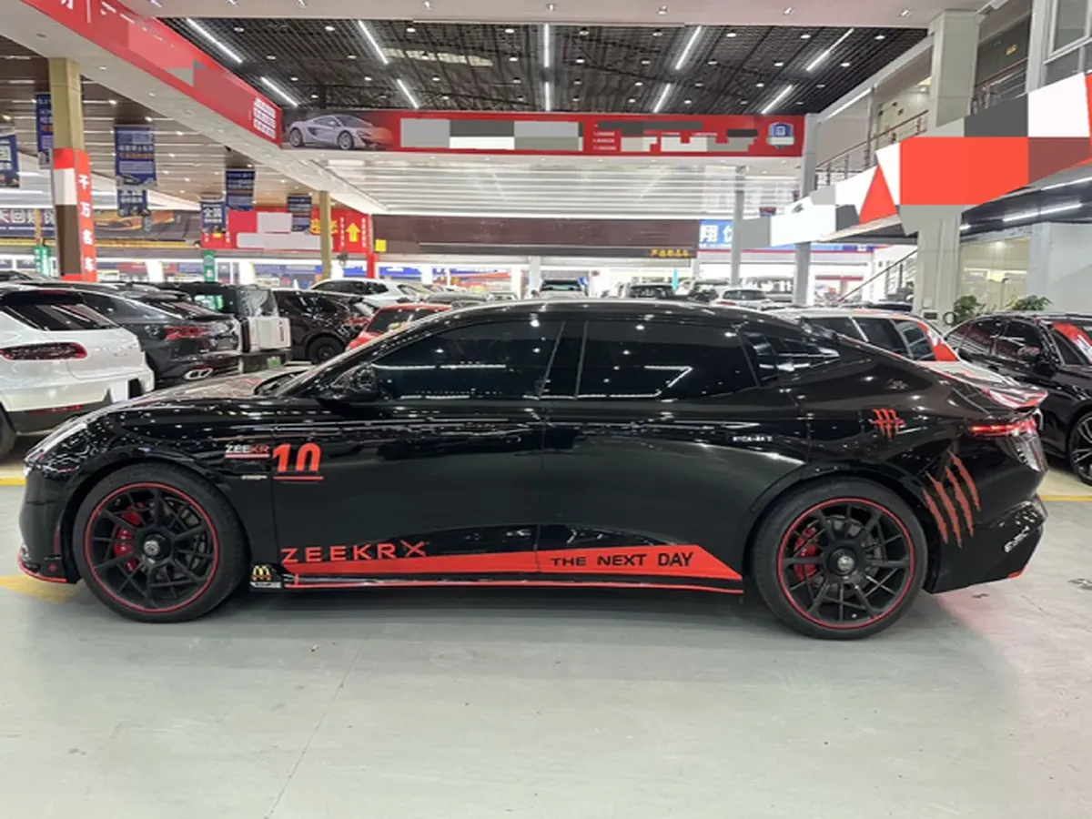 2025 LYNK&CO 10 EM-P 1.5T 163HP L4 3DHT PHEV,autocango,china used car exporter,china ev exporter,chinese used car exporter,chinese used ev exporter