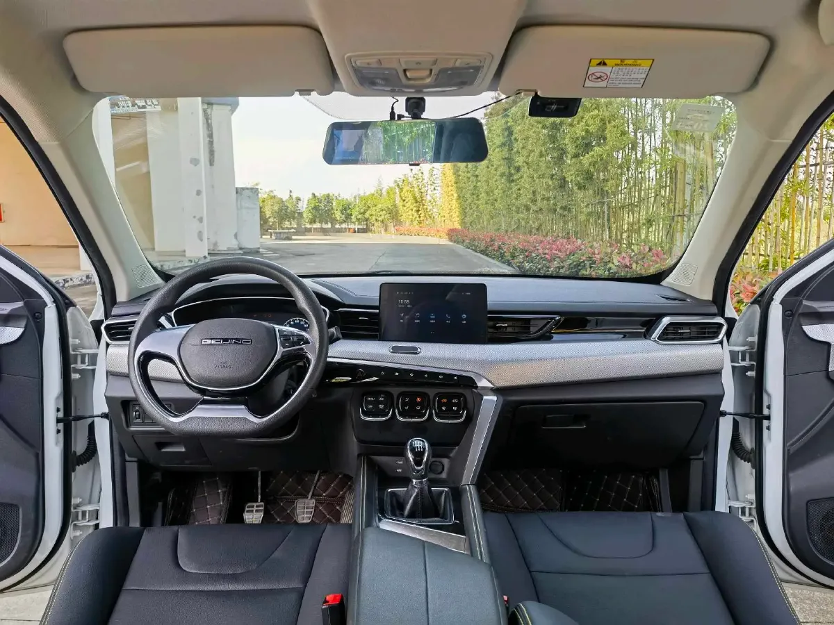 2019 BeiJing Auto X3 1.5T 150HP L4 6MT,autocango,china used car exporter,china ev exporter,chinese used car exporter,chinese used ev exporter