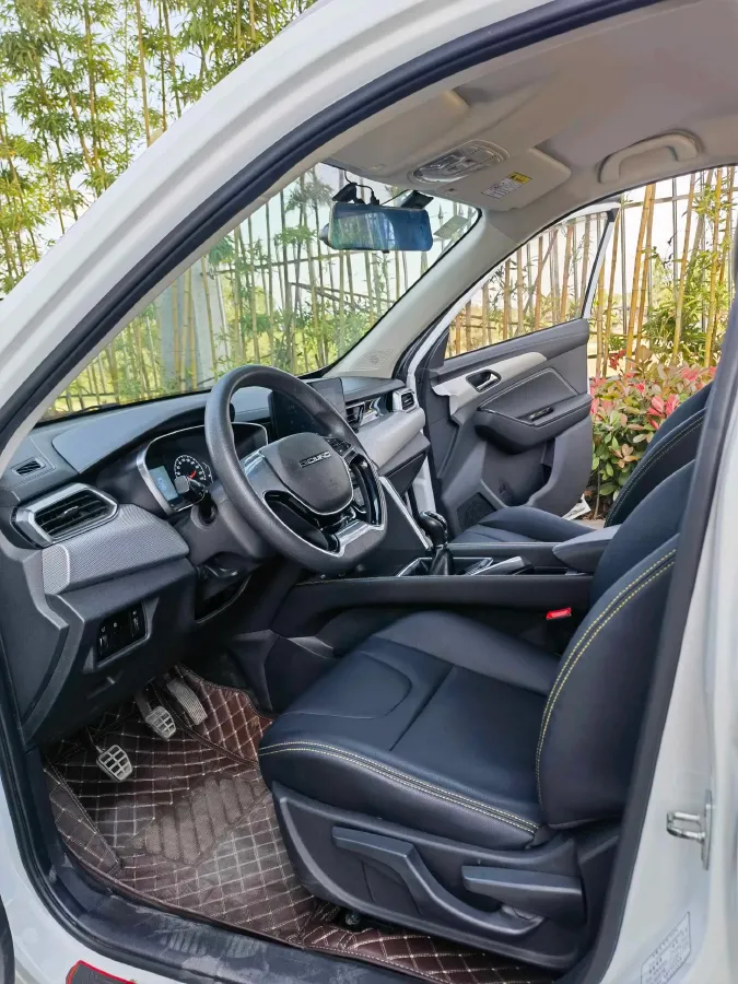 2019 BeiJing Auto X3 1.5T 150HP L4 6MT,autocango,china used car exporter,china ev exporter,chinese used car exporter,chinese used ev exporter