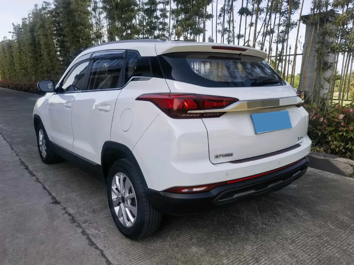 2019 BeiJing Auto X3 1.5T 150HP L4 6MT,autocango,china used car exporter,china ev exporter,chinese used car exporter,chinese used ev exporter