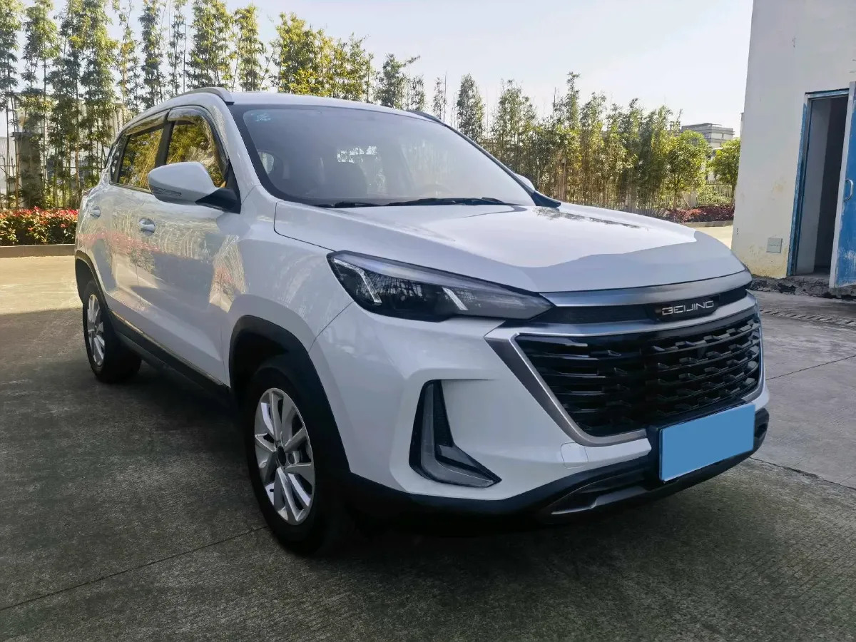 2019 BeiJing Auto X3 1.5T 150HP L4 6MT,autocango,china used car exporter,china ev exporter,chinese used car exporter,chinese used ev exporter