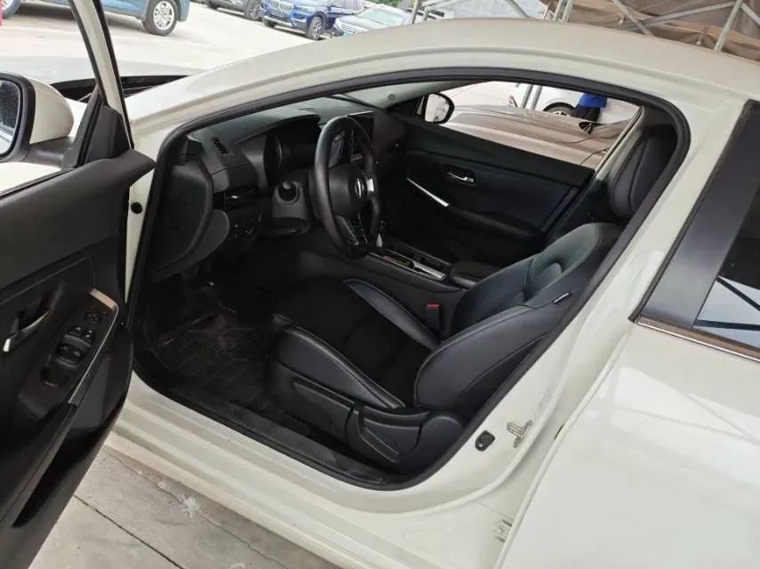 2021 Nissan Sylphy 1.6L 135HP L4 CVT,autocango,china used car exporter,china ev exporter,chinese used car exporter,chinese used ev exporter