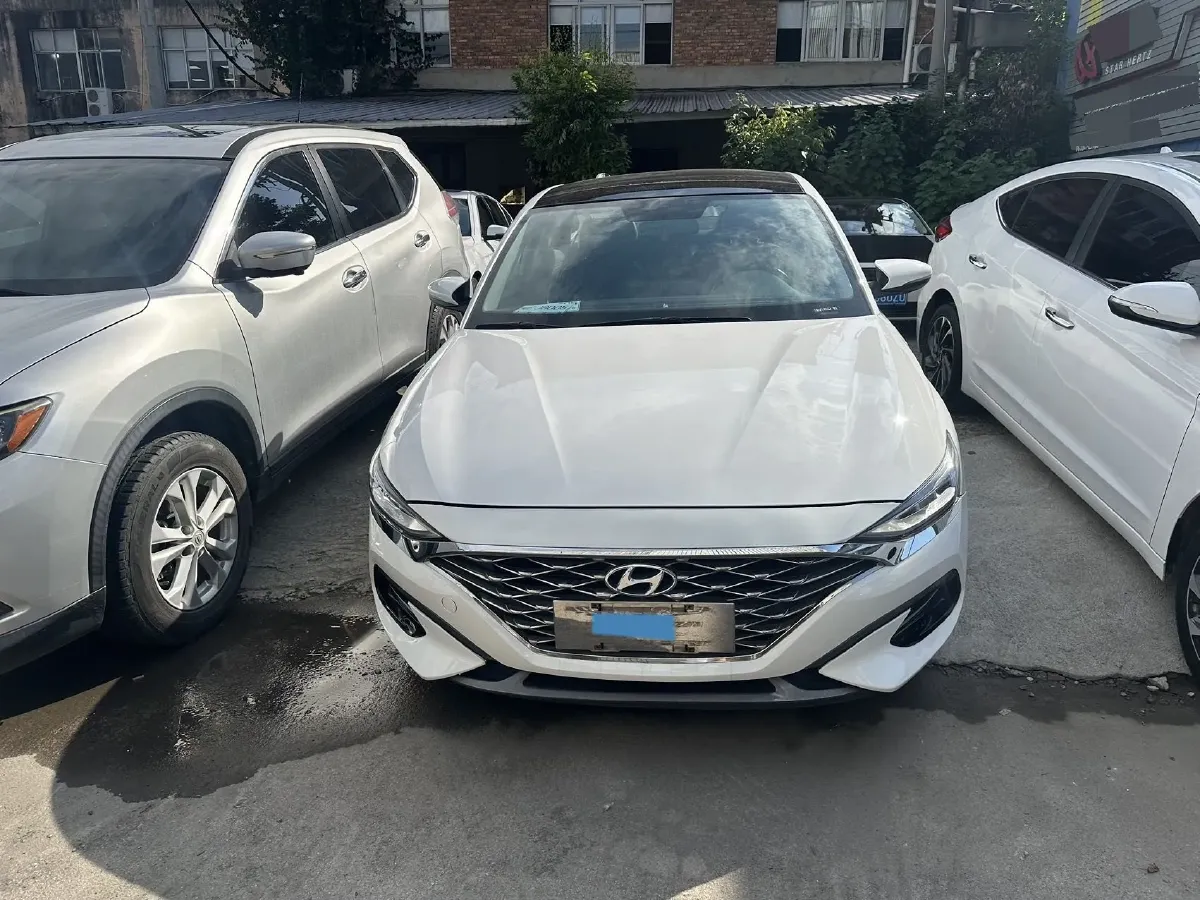 2019 Hyundai La Festa 1.6T 204HP L4 7DCT,autocango,china used car exporter,china ev exporter,chinese used car exporter,chinese used ev exporter