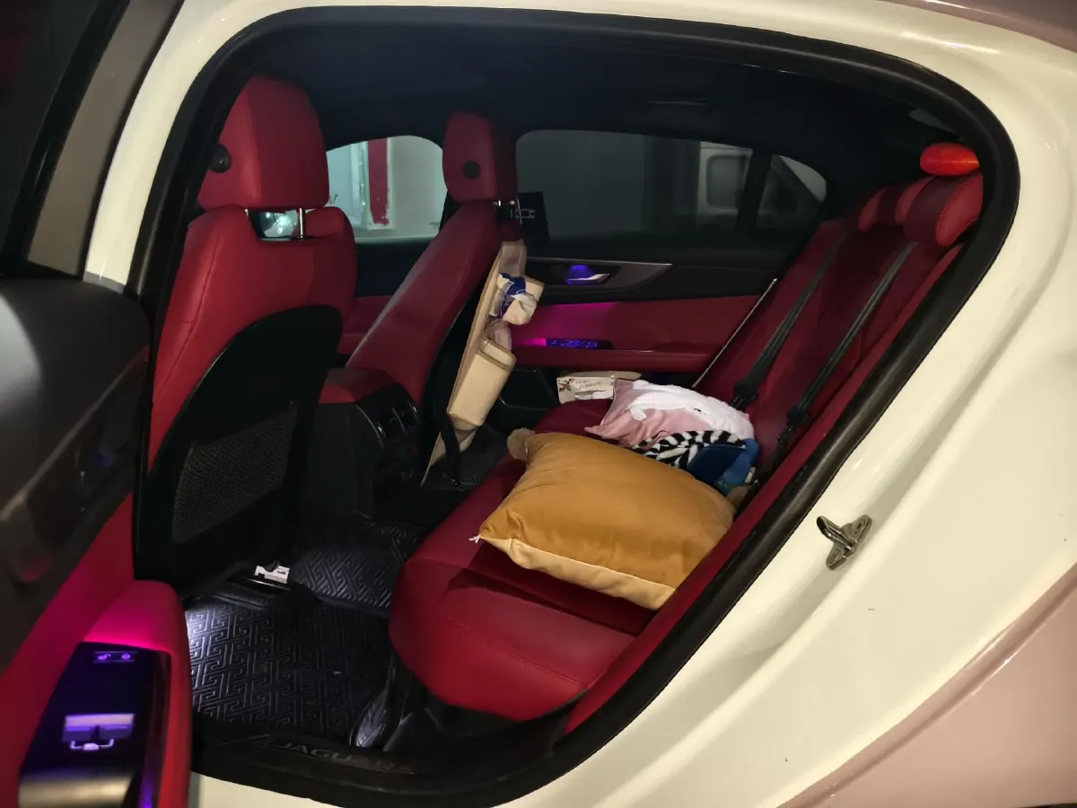 2020 Jaguar XEL 2.0T 200HP L4 8AT,autocango,china used car exporter,china ev exporter,chinese used car exporter,chinese used ev exporter