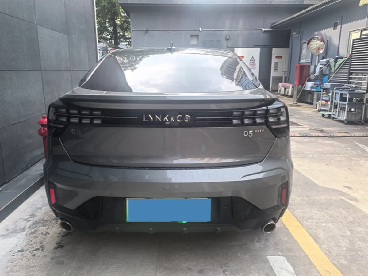2021 Peugeot 508L 1.6T 200HP L4 8AT PHEV 12KWH,autocango,china used car exporter,china ev exporter,chinese used car exporter,chinese used ev exporter