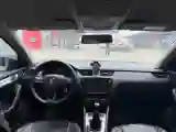 2018 Skoda Octavia 1.6L 110HP L4 5MT