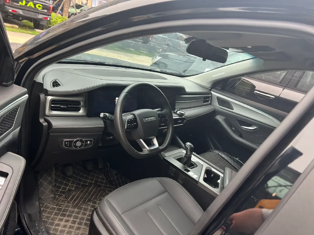 2023 Jetour X90 Plus 1.5T 156HP L4 6MT,autocango,china used car exporter,china ev exporter,chinese used car exporter,chinese used ev exporter