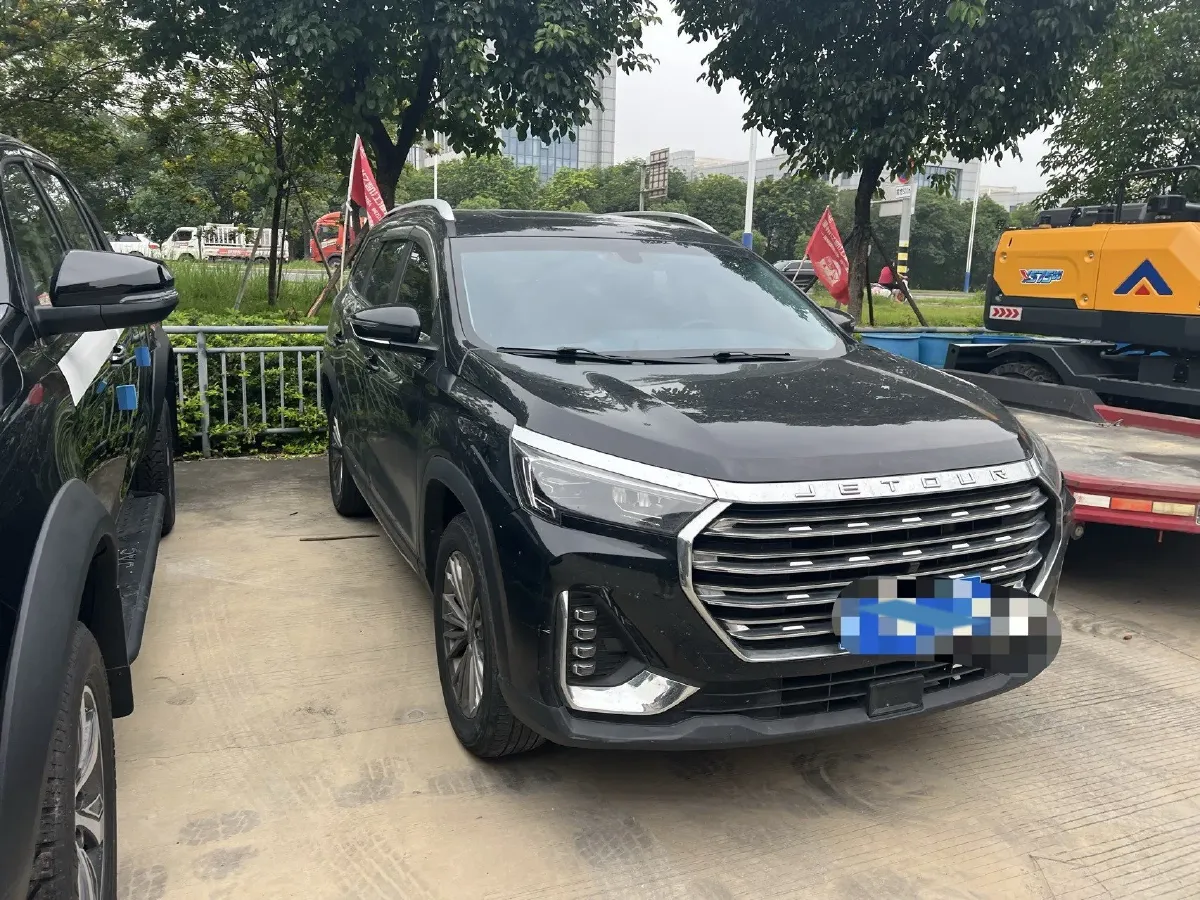 2023 Jetour X90 Plus 1.5T 156HP L4 6MT,autocango,china used car exporter,china ev exporter,chinese used car exporter,chinese used ev exporter