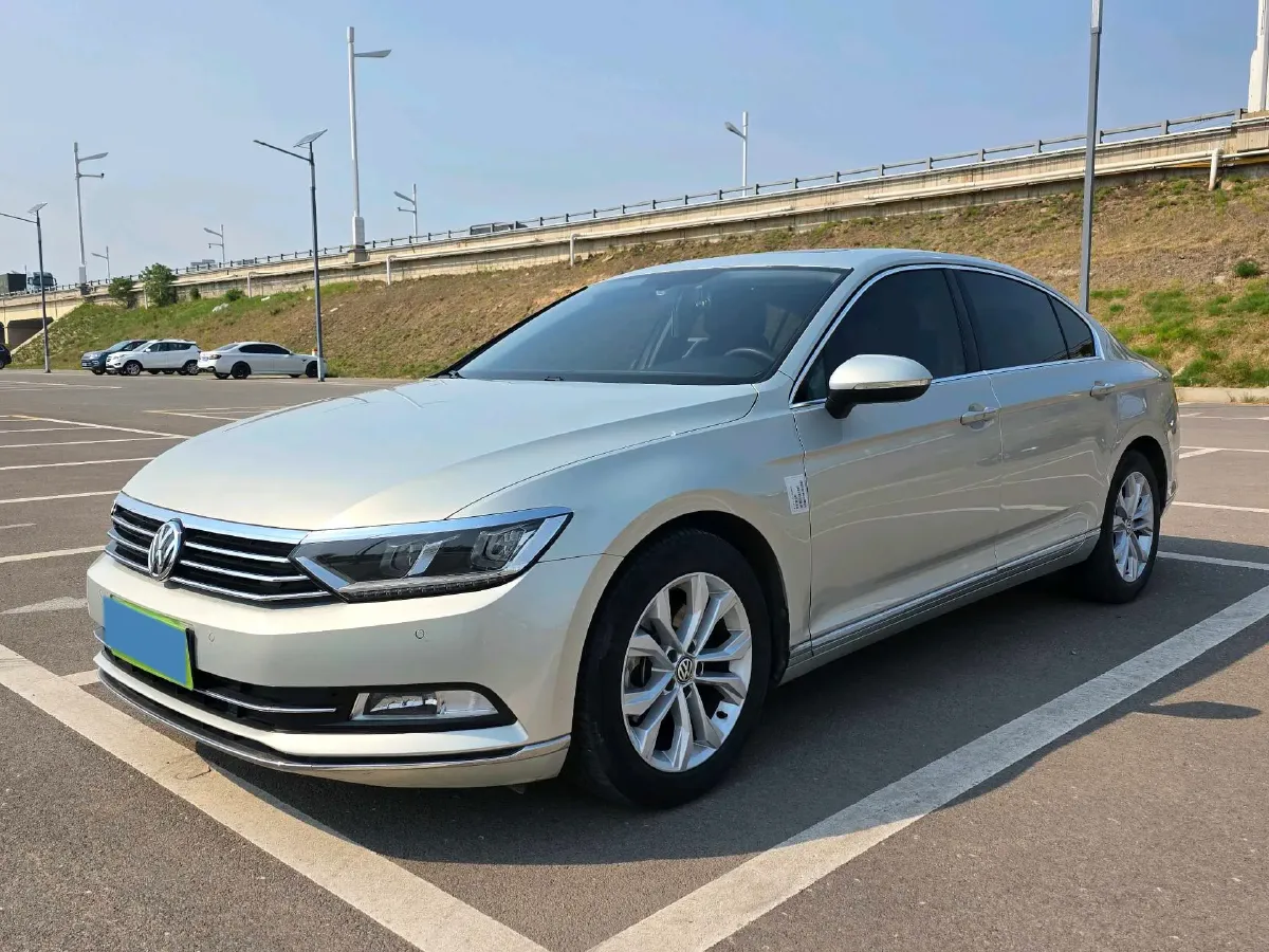 2019 Chevrolet Malibu XL 2.0T 241HP L4 9AT,autocango,china used car exporter,china ev exporter,chinese used car exporter,chinese used ev exporter