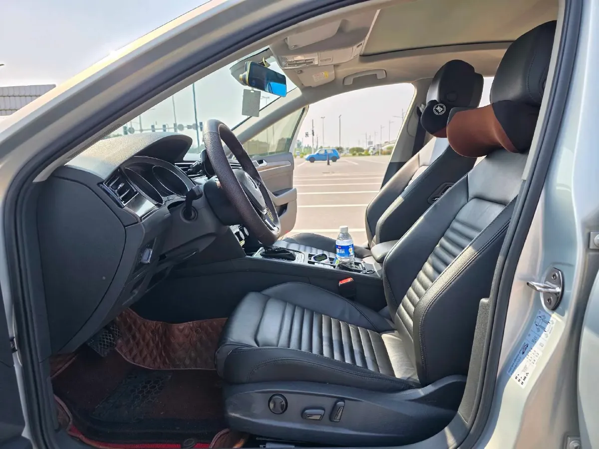 2019 Chevrolet Malibu XL 2.0T 241HP L4 9AT,autocango,china used car exporter,china ev exporter,chinese used car exporter,chinese used ev exporter