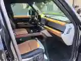2024 Land Rover Defender 3.0T 400HP L6 8AT