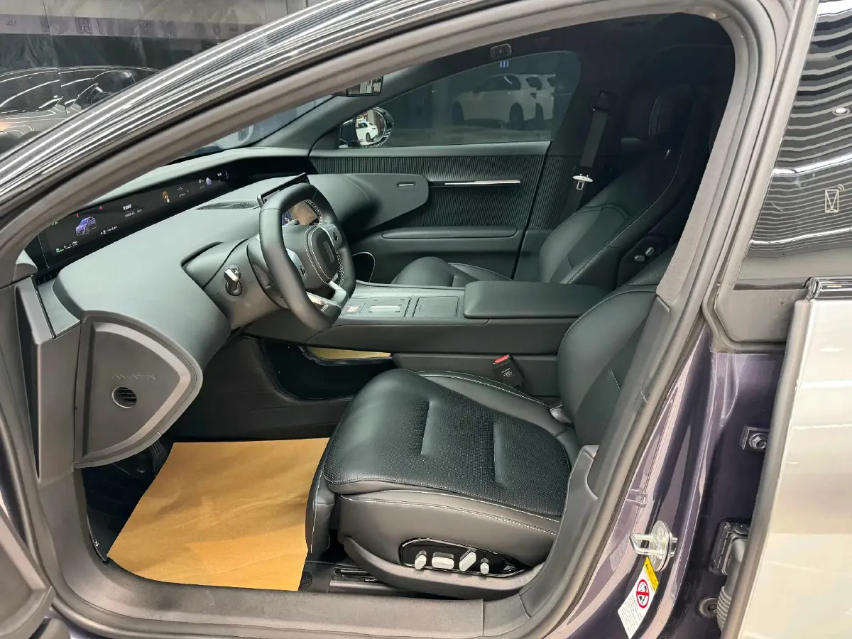 2024 Avatr 12 BEV 94.5KWH,autocango,china used car exporter,china ev exporter,chinese used car exporter,chinese used ev exporter