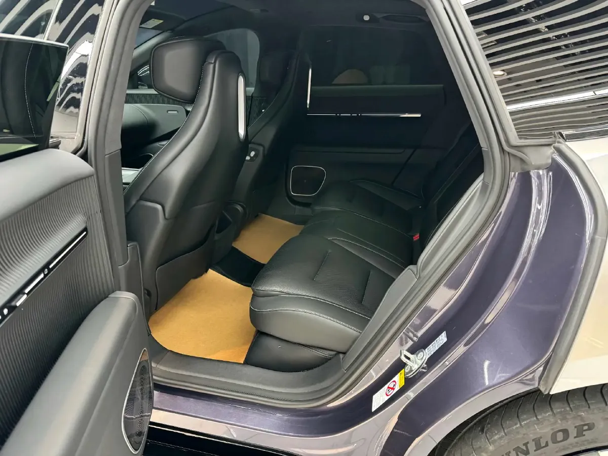 2024 Avatr 12 BEV 94.5KWH,autocango,china used car exporter,china ev exporter,chinese used car exporter,chinese used ev exporter