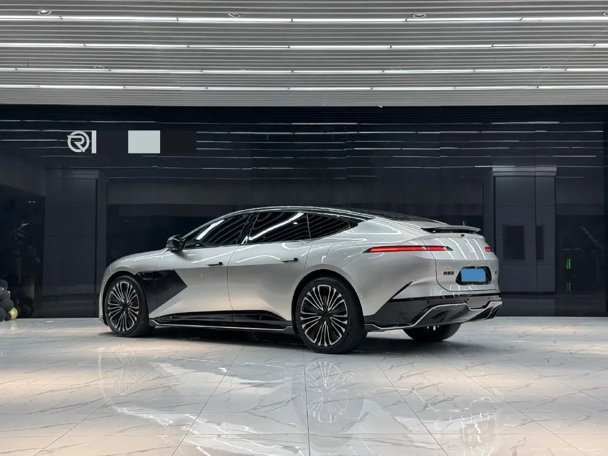 2024 Avatr 12 BEV 94.5KWH,autocango,china used car exporter,china ev exporter,chinese used car exporter,chinese used ev exporter