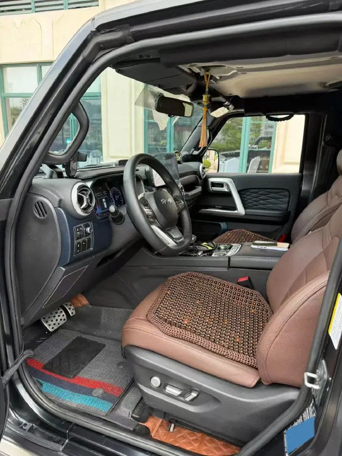 2024 Beijing BJ40 2.0T 163HP L4 8AT,autocango,china used car exporter,china ev exporter,chinese used car exporter,chinese used ev exporter